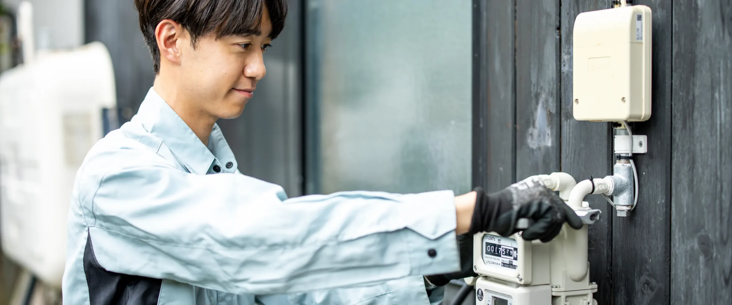 岡谷酸素株式会社　法定点検・保安業務