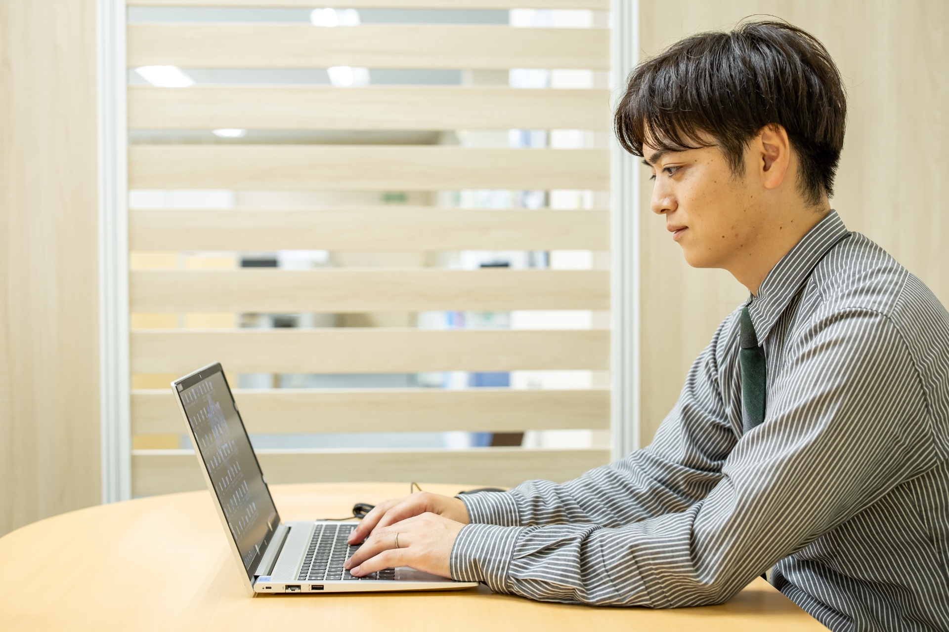 岡谷酸素株式会社　医療環境の改善提案