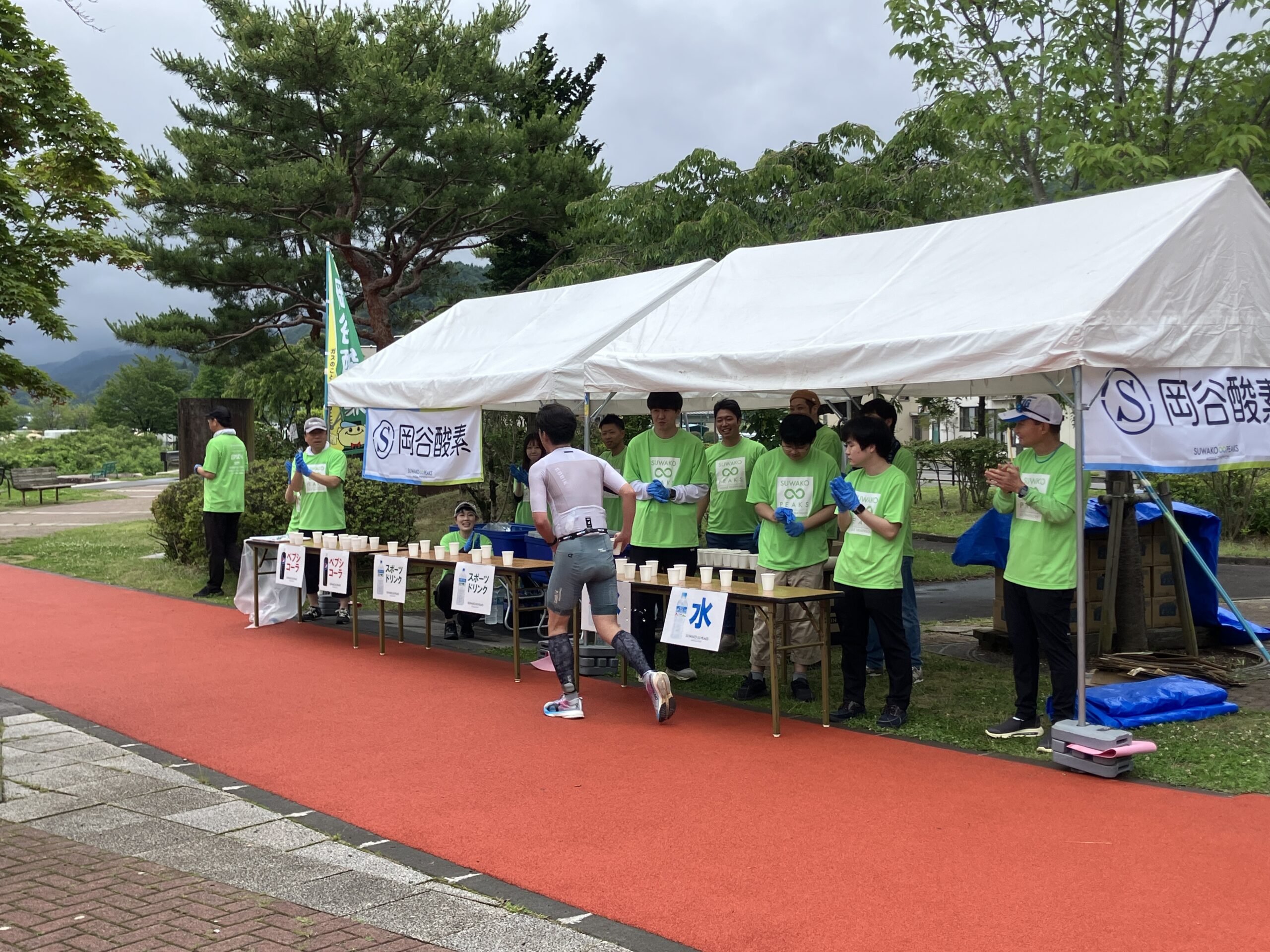 トライアスロン大会のボランティアに参加しました！
